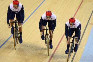 VIDÉO. Aux Jeux olympiques, un cycliste anglais avoue avoir triché en provoquant une chute