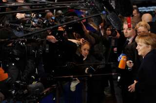 Vote grec: les réactions d'Angela Merkel, François Hollande, Christine Lagarde et toute la classe politique