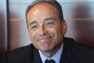 Plusieurs candidats à la présidence de l'UMP interpellent Jean-François Copé pour dissiper 