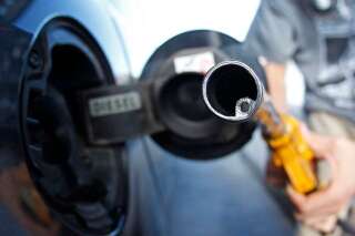 Prix de l'essence: la baisse a-t-elle été bien répercutée à la pompe ?