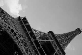 VIDÉOS. Suicides : le côté obscur de la Tour Eiffel