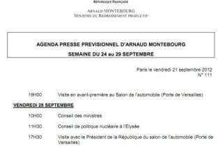 Salon de l'auto: des salariés de PSA et Ford manifestent pour l'ouverture, Arnaud Montebourg absent