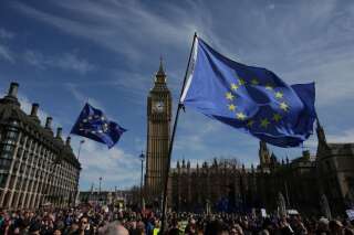 Brexit: 6 mois après, touristes et citoyens européens en paient les pots cassés