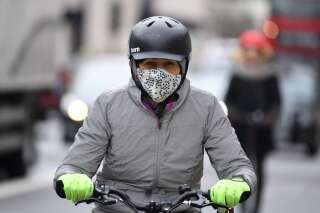 Votre masque anti-Covid vous protège-t-il des particules fines?