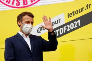 Vaccination et prises de rendez-vous: Macron salue la 