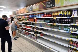 Covid: Au Royaume-Uni, l'épidémie de cas contacts vide des rayons de supermarchés