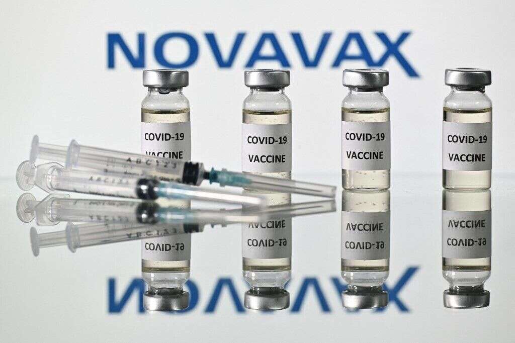 Le vaccin Novavax contre le covid est basé sur la technologie des protéines recombinantes : il contient la protéine Spike du coronavirus et un adjuvant à base de saponine.