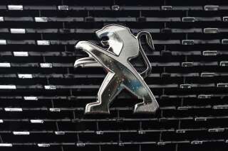 Peugeot change de Logo