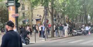 À Paris, cette scène de fête en plein confinement n'a pas du tout plus aux syndicats policiers ni à la préfecture.