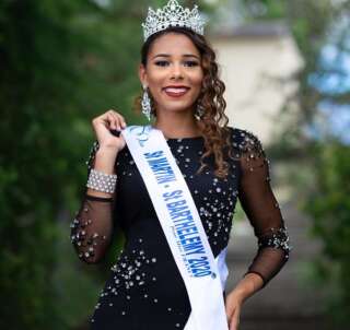 Photo officielle de Naïma Dessout élue Miss Saint-Martin - Saint-Barthélémy 2020.