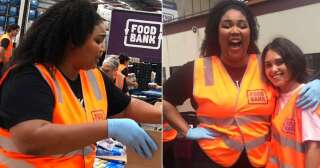 La chanteuse s'est portée volontaire à la banque alimentaire de Melbourne pour emballer des paniers de nourriture pour les personnes touchées par la pire crise d'incendie du pays.