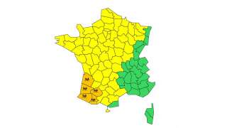 Cinq départements du sud-ouest de la France ont été placés en vigilance orange pluie-inondation alors que des précipitations très importantes sont attendues.