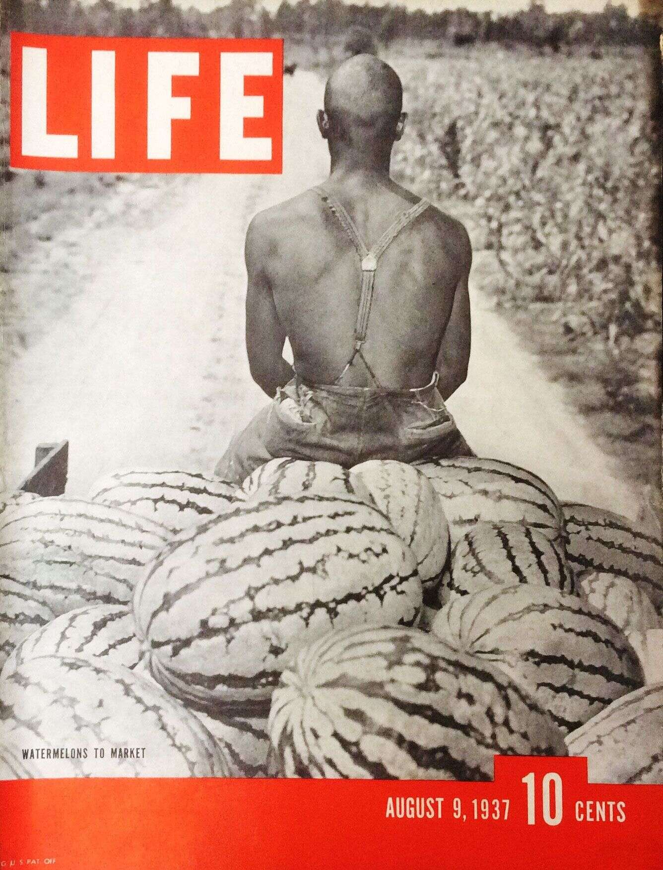 Cette couverture de Life Magazine de 1937 montre la photographie d’un producteur de pastèques noir.