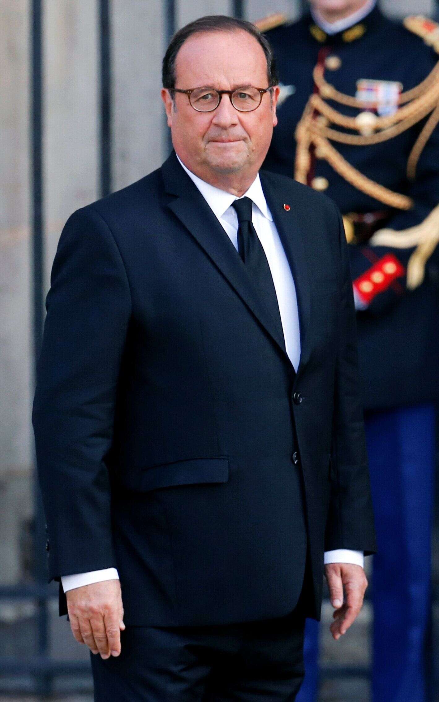 L'ancien président François Hollande, ici le 30 septembre aux obsèques de Jacques Chirac, plaide pour un 