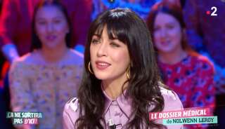 Sur France 2, la chanteuse a confié qu'elle allaitait toujours son fils de 21 mois.