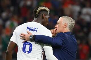 Paul Pogba et Didier Deschamps, ici face au Portugal au premier tour de l'Euro, n'ont pas le droit à l'erreur lors du huitième de finale face à la Suisse.