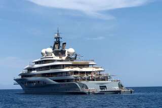 Jeff Bezos est déjà propriétaire du yacht Flying Fox, ici dans la mer Méditerrannée au large de la Sicile en juillet 2021 (Photo d'illustration)