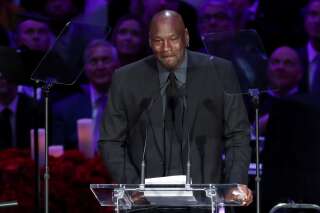 Michael Jordan, en pleurs pour son hommage à Bryant, a réussi à faire rire la salle