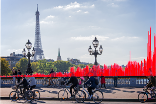 Depuis le 5 décembre, la circulation des vélos à Paris a explosé, une tendance qui se confirme malgré la reprise du trafic RATP.