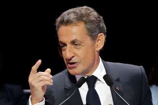 Nicolas Sarkozy aime vraiment beaucoup faire des blagues sur les migrants