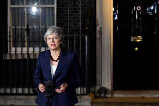 Brexit: le gouvernement britannique valide le projet d'accord