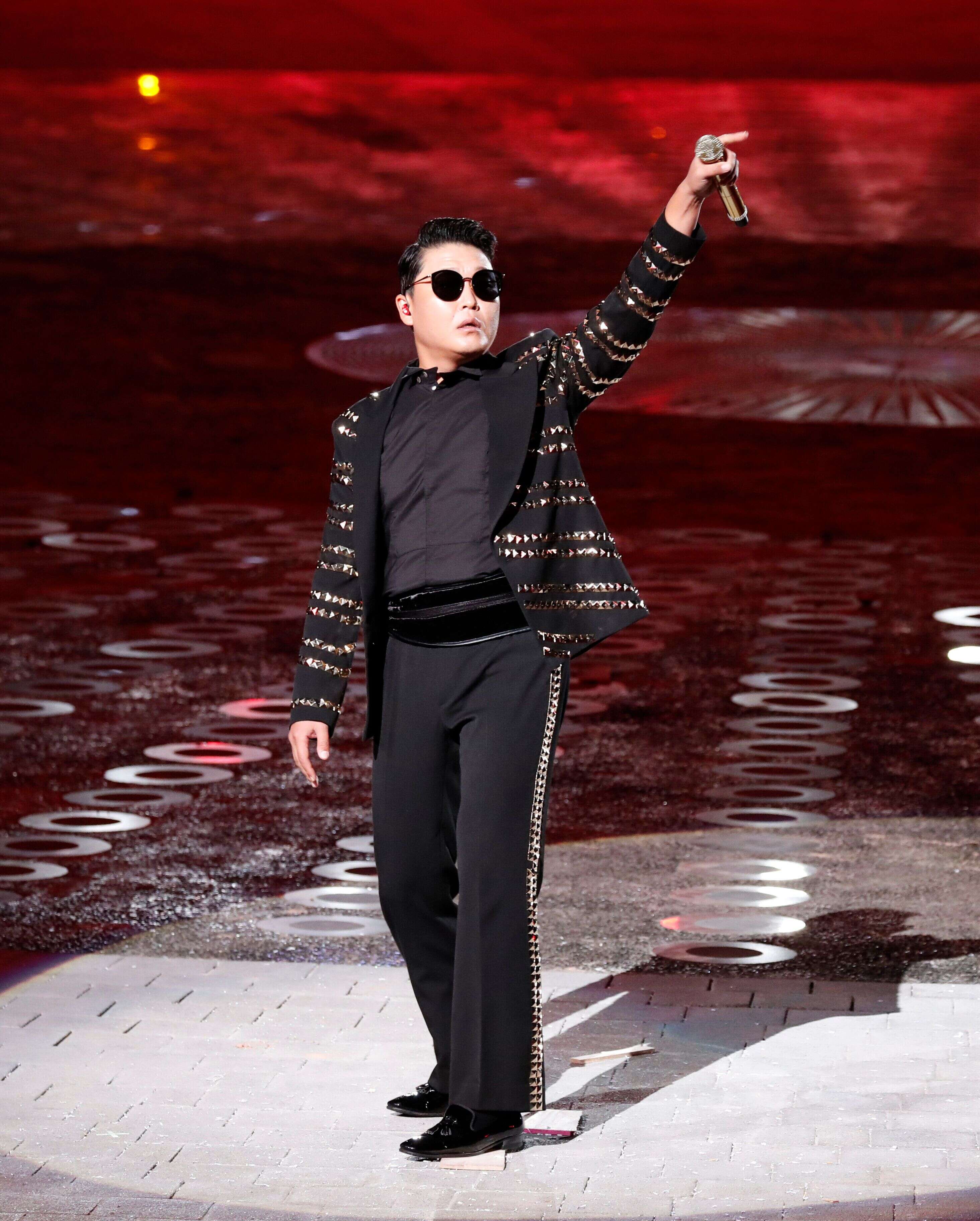 Le chanteur Psy a été entendu dans le cadre d'une enquête pour prostitution dans le monde de la K-Pop.