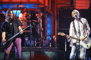 Nirvana en concert lors des MTV Video Music Awards en 1992, à Los Angeles aux Etats-Unis.