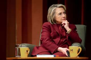 Hillary Clinton accuse Tulsi Gabbard d'être appuyée par la Russie