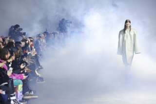 Guerre en Ukraine: La Fashion Week vous paraît indécente? Voici pourquoi