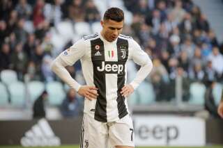 Cristiano Ronaldo, accusé de viol, sommé de fournir un échantillon d'ADN