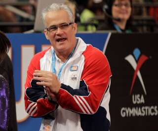 L'entraîneur de gymnastique américain John Geddert, ici lors d'une compétition à New York, en mars 2012.