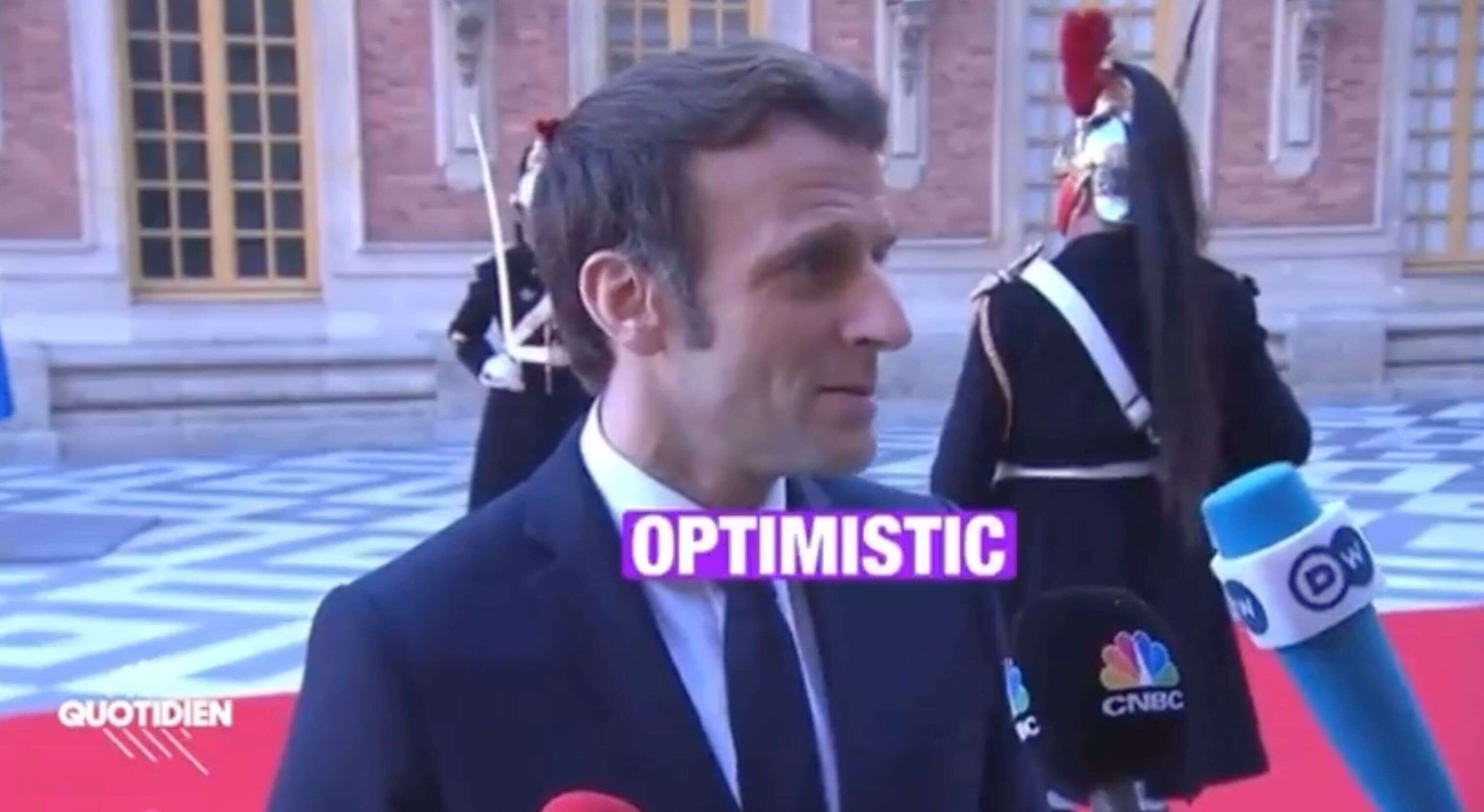 Emmanuel Macron au sommet de Versailles, jeudi 10 mars, alors que la guerre en Ukraine se poursuit.