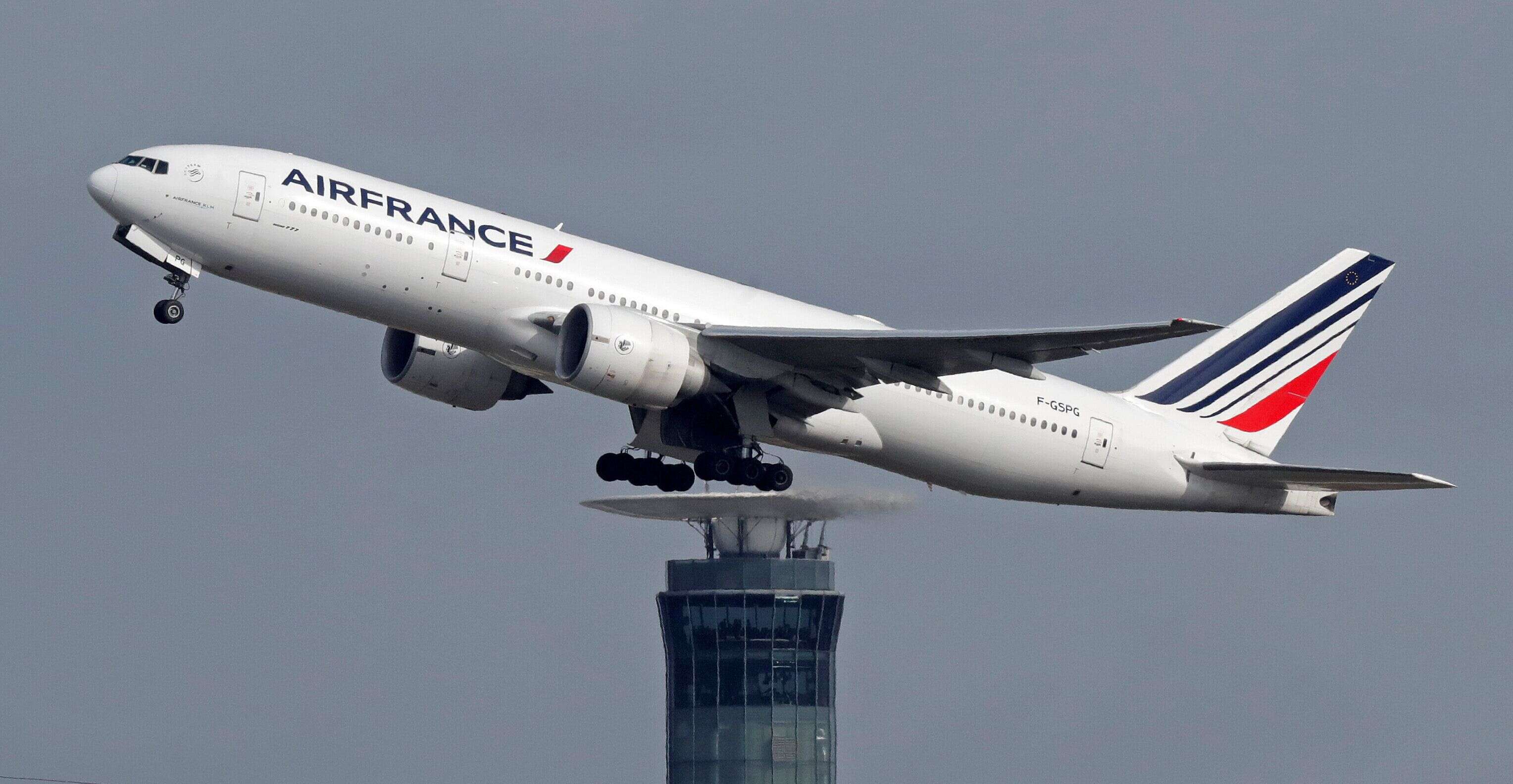 Un avion d'Air France Pékin-Paris atterrit en urgence après 