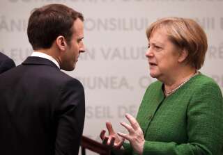 Emmanuel Macron et Angela Merkel lors d'un sommet de l'UE à Sibiu, en Roumanie, le 9 mai 2019.