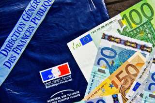 Billets de banque en Euro et feuille d'impot