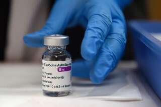 AstraZeneca mis en garde par la Commisison européenne sur les livraisons de vaccins