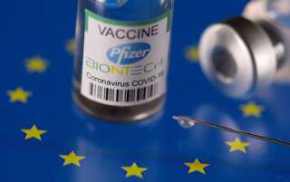Un vaccin Pfizer BioNtech coronavirus