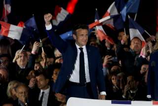 Le 24 avril, Emmanuel Macron célèbre sa réélection sur le Champ-de-Mars à Paris. L'élection présidentielle n'a pas connu de records d'abstention. Mais alors que le risque est grand pour les législatives, Jean-Philippe Moinet, politologue et fondateur de la 