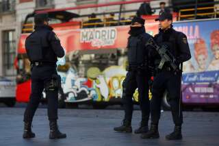 Dans une vidéo, des jihadistes en armes menacent Madrid en Espagne