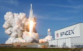 Une fusée Falcon 9 de la société SpaceX, le 6 février 2018 à Cap Canaveral (Etats-Unis).