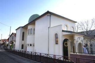 La mosquée de Bondy, en Seine-Saint-Denis, première du genre à être officiellement ouverte dans le département, a subi des dégradations le 28 juillet. Une enquête a été ouverte (photo d'archive prise en 2005 à l'occasion de l'ouverture de la mosquée).