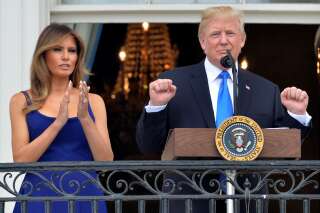 Donald Trump et sa femme Melania lors du pique nique du 4 juillet sur la pelouse de la Maison Blanche rassemblant les familles des militaires à Washington, Etats-Unis, le 4 juillet 2017.
