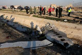 Les débris de la carlingue du Boeing 737 qui s'est écrasé à Téhéran