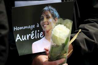 Aurélie Châtelain était âgée de 32 ans quand elle a été tuée à Villejuif, dans le Val-de-Marne en avril 2015. Le principal suspect, Sid Ahmed Ghlam, est jugé en ce moment. Il est soupçonné d'avoir voulu voler la voiture de la jeune femme pour perpétrer ensuite un attentat (image d'illustration prise lors d'une marche blanche, le 26 avril 2015).