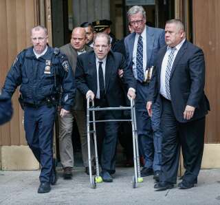 Weinstein inculpé à Los Angeles pour deux nouveaux cas de viols, alors que s'ouvre son procès à New York