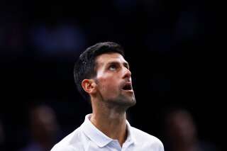 Novak Djokovic face à Daniil Medvedev, le 7 novembre 2021, au Masters 1000 de Bercy à Paris.