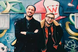 Mcfly (à droite) et Carlito (à gauche) sont des youtubeurs français suivis par plus de 5,3 millions de personnes