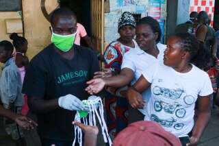Face au coronavirus, pourquoi le confinement pose problème en Afrique