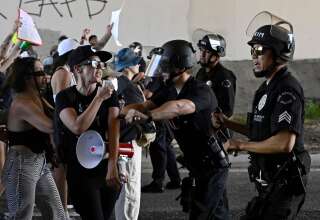 Des incidents ont éclaté entre manifestants et policiers lors la manifestation du samedi 25 juin à Los Angeles.