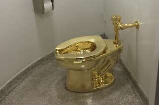En Angleterre, le vol de ce WC en or massif a fait de gros dégâts